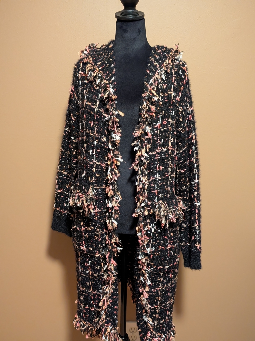 Fringed Tweed Open-Front Cardigan Sweater - Black-Pink Accents. Lagenlook. Sz Lg
